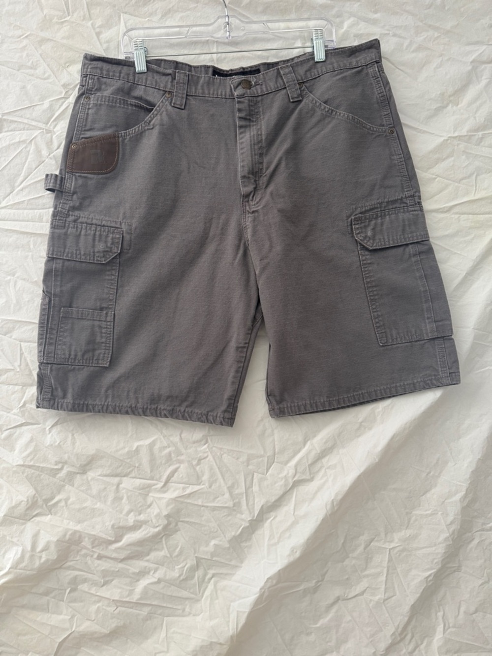 Wrangler Riggs Workwear Gray Cargo Shorts with Utility Pockets